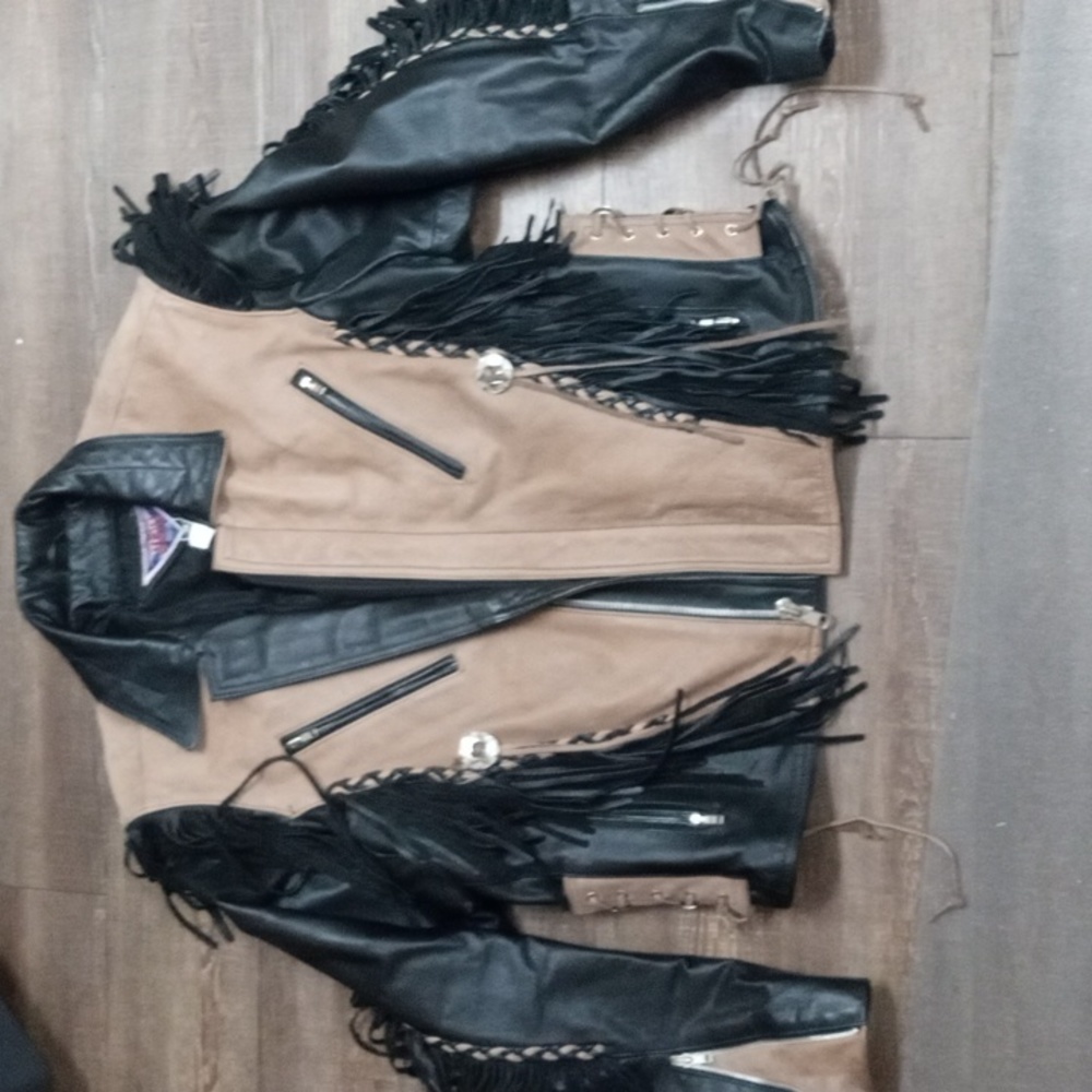 COPY - Vintage womens western genuine leather jacket with fringe
